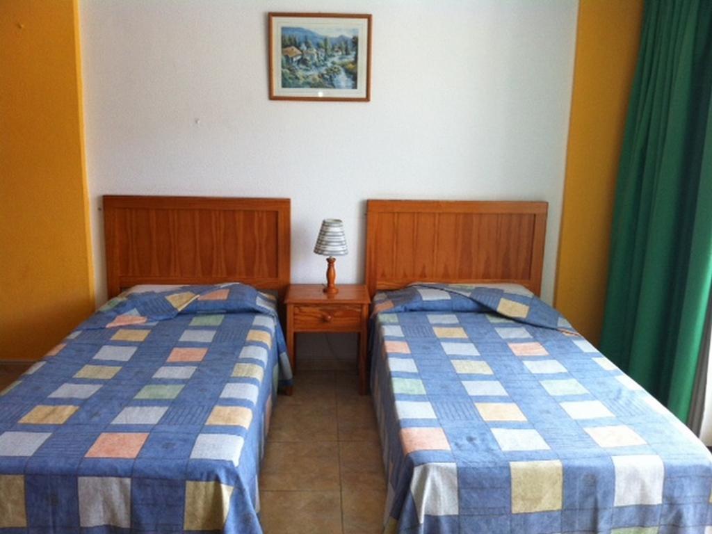 Apartamentos Teror Gran Canaria Стая снимка