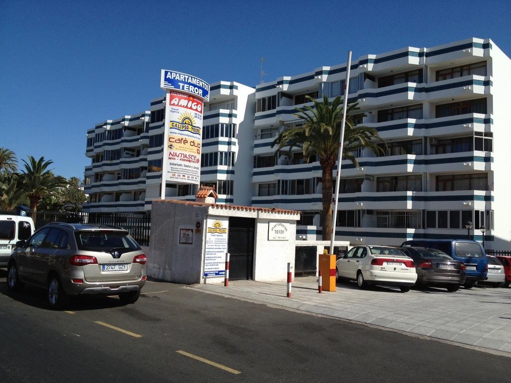 Apartamentos Teror Gran Canaria Екстериор снимка